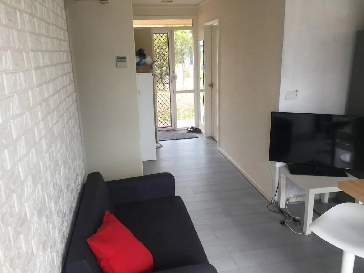 Homestay Dana-Private Room In A Shared House-Close To City & Anu-3 Canberra